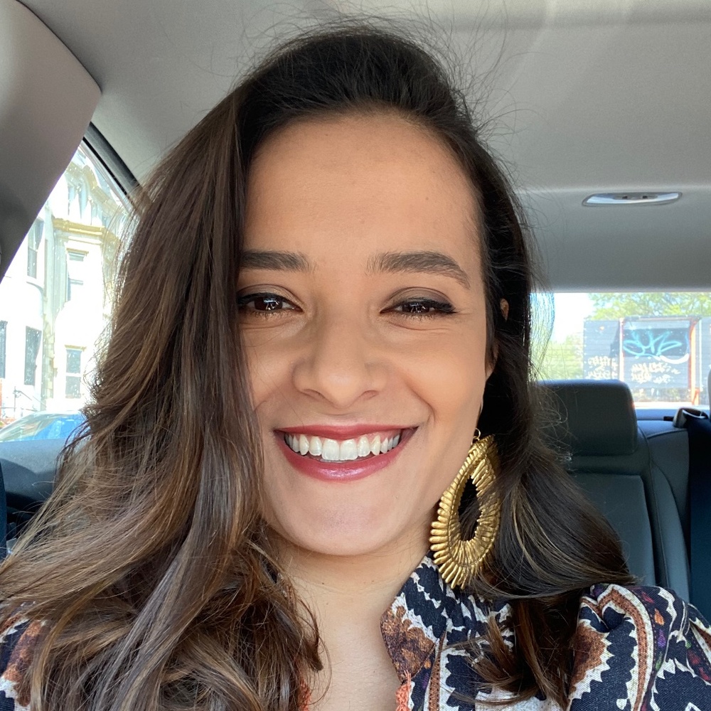 Meet your Posher, Ana